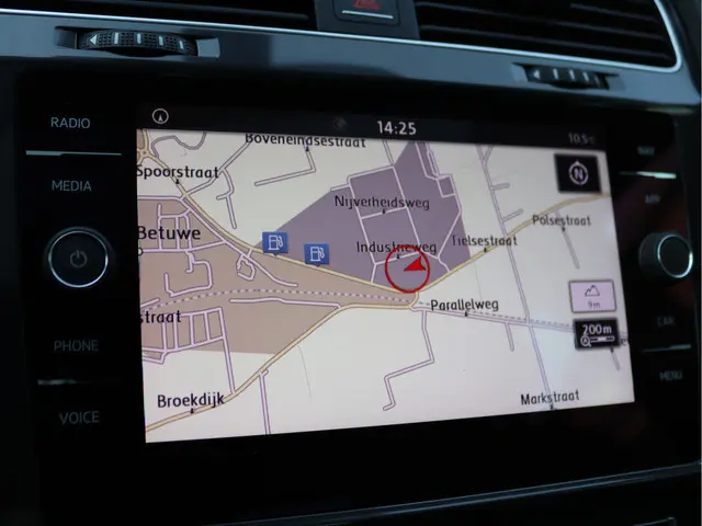 Volkswagen Golf 1.0 TSI Highline R-line 2017 Benzine 44