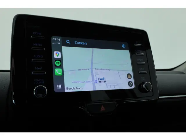 Toyota Yaris 1.5 VVT-i Dynamic 2023 Benzine 18