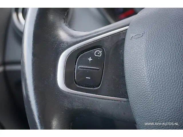 Renault Captur 0.9 TCe Dynamique 2016 Benzine 18