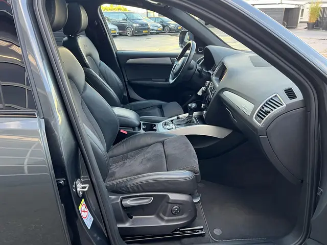 Audi Q5 2.0 TFSI quattro Sport Edition 2014 Benzine 13