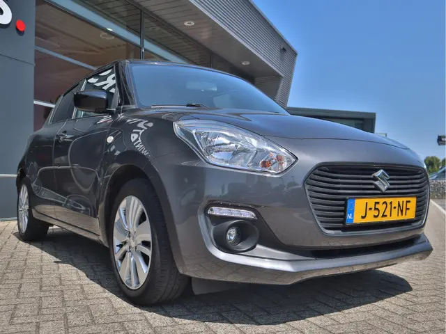 Suzuki Swift 1.2 Select Smart Hybrid 2020 Hybride Benzine 6