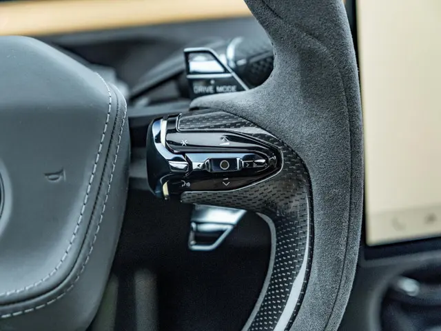 Lotus Emeya S 102 kWh 2026 Elektrisch 56