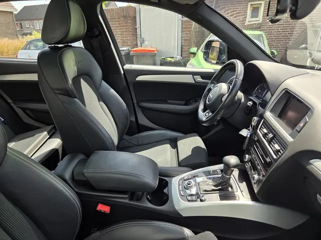 Audi Q5 2.0 TFSI q. Adr. Sp. 2017 Benzine 4