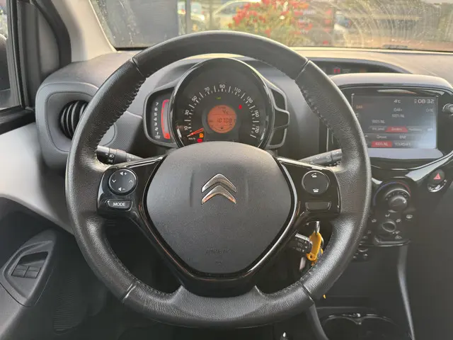 Citroën C1 VTi 72 Shine 2021 Benzine 16