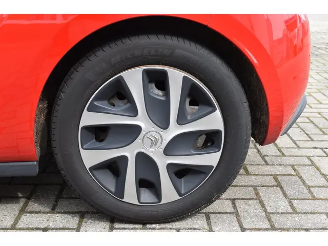 Citroën DS3 1.2 VTi So Chic 2013 Benzine 18