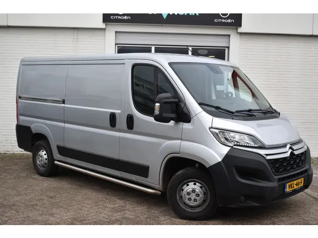 Citroën Jumper 30 2.2 BlueHDi 140 L2H1 Club 2021 Diesel 4