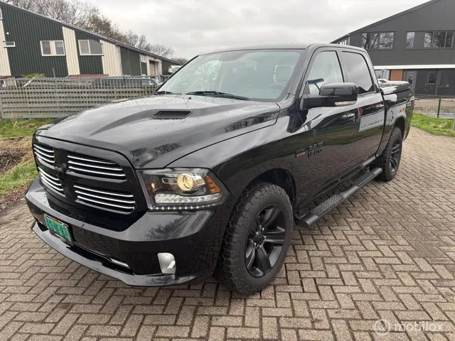 RAM 1500 Sport Crew Cab 4x4 2017 LPG/Gas
