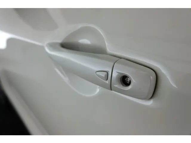 Nissan QASHQAI 1.2 Premier Edition 2014 Benzine 25