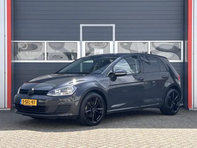 Volkswagen Golf 1.2 TSI Trendline 2013 Benzine 2