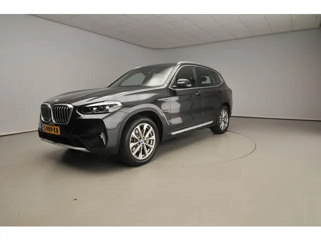 BMW X3 xDrive30e 2023 Hybride Benzine 46