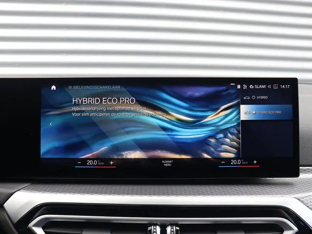 BMW 3 Serie Touring 320e 2023 Hybride Benzine 28