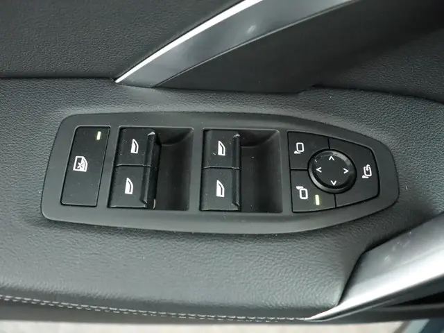 BMW X1 sDrive18i 2022 Benzine 21