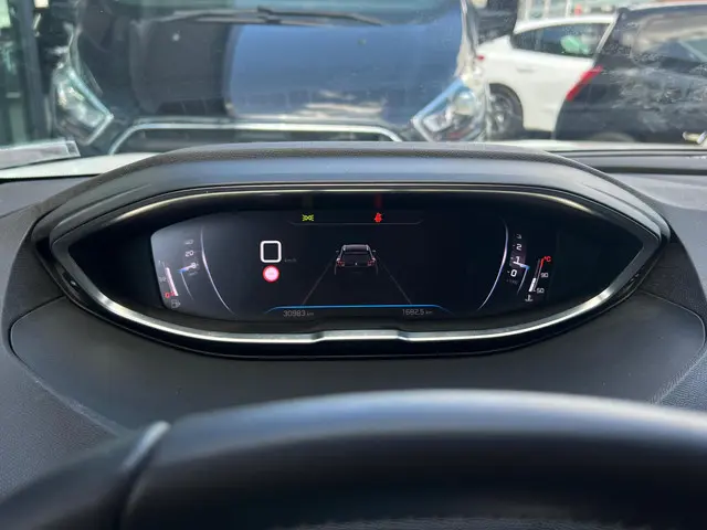 Peugeot 5008 1.2 PureTech Allure 2024 Benzine 27