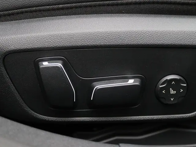 BMW i4 eDrive35 2024 Elektrisch 29