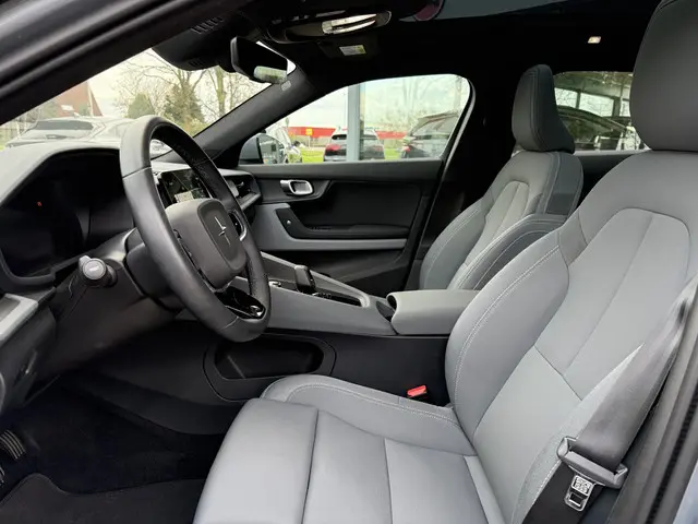 Polestar 2 Long Range Dual Motor AWD 2020 Elektrisch 12