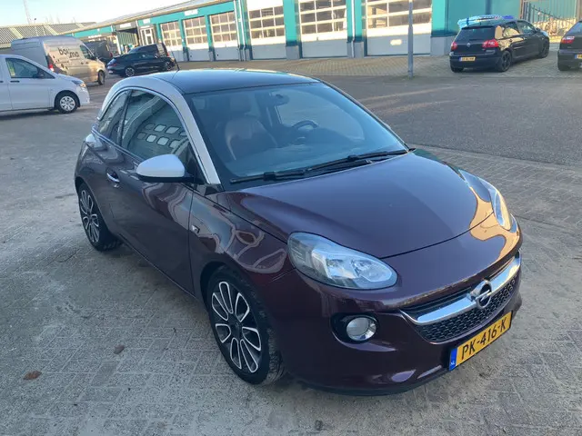 Opel ADAM 1.2 Glam Two tone 2013 Benzine 2