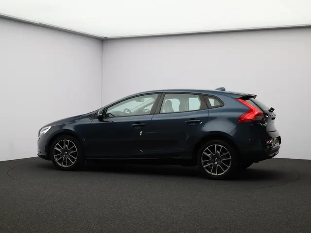 Volvo V40 2.0 T2 Nordic+ 2016 Benzine 27