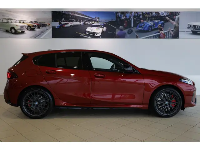 BMW 1 Serie 120 2026 Benzine 3