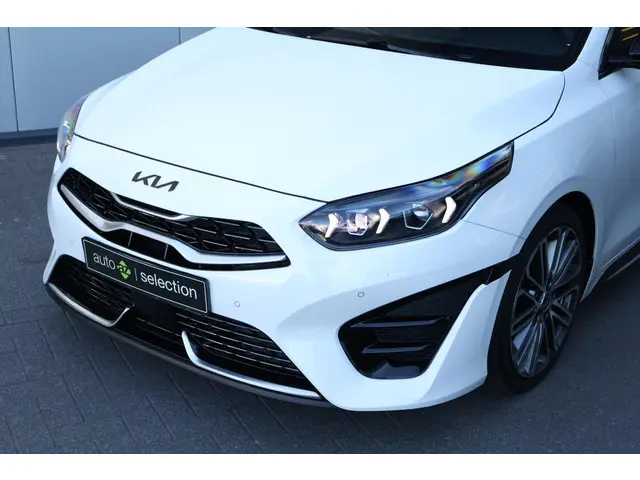 Kia ProCeed 1.5 T-GDi GT-PlusLine 2023 Benzine 9