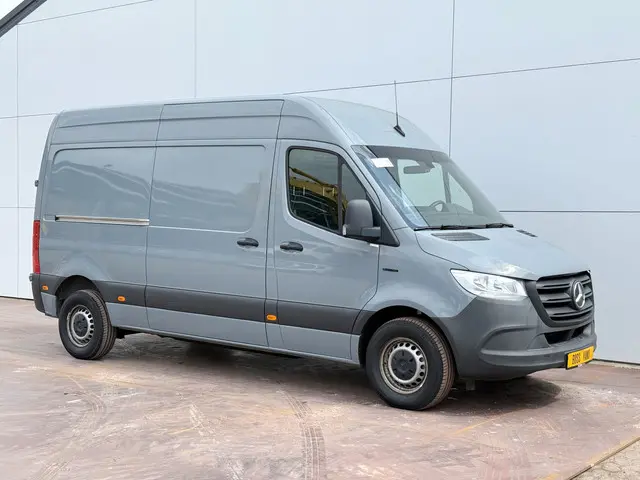 Mercedes-Benz eSprinter 312 2022 Elektrisch 4