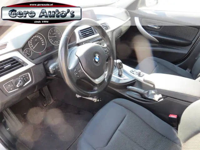 BMW 3 Serie 320i Executive automaat nl-auto 2012 Benzine 4