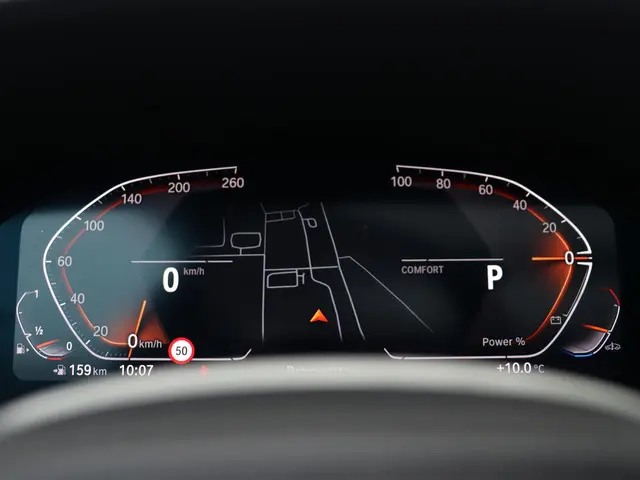 BMW 3 Serie Touring 320i 2021 Benzine 26