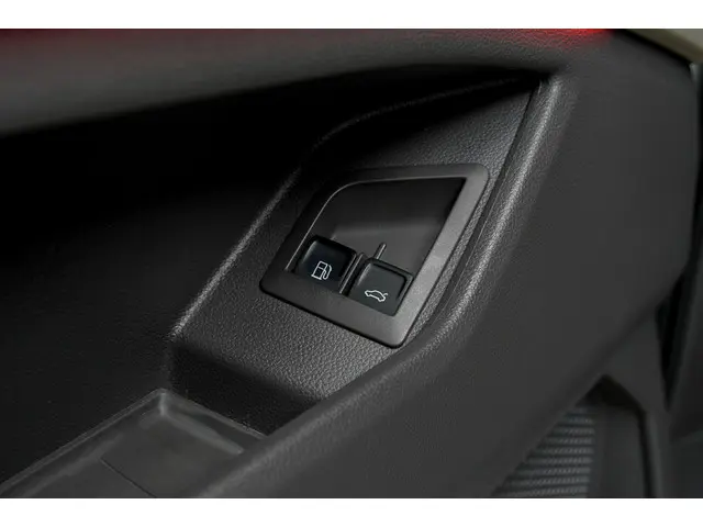 Volkswagen Multivan 1.4 eHybrid 2022 Hybride Benzine 22