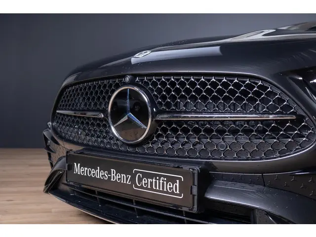 Mercedes-Benz CLE Coupé 300 4MATIC AMG Line 2025 Benzine 5
