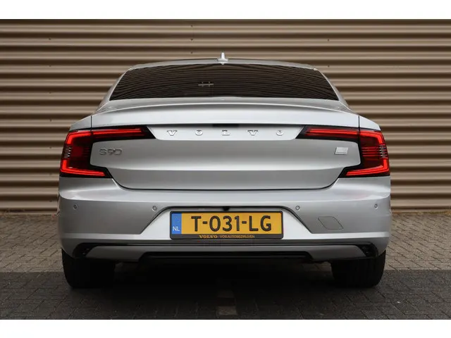 Volvo S90 T8 AWD R-Design 2021 Hybride Benzine 7