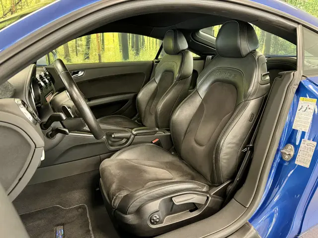 Audi TT 2.5 T TT RS Plus Pro Line 2012 Benzine 11