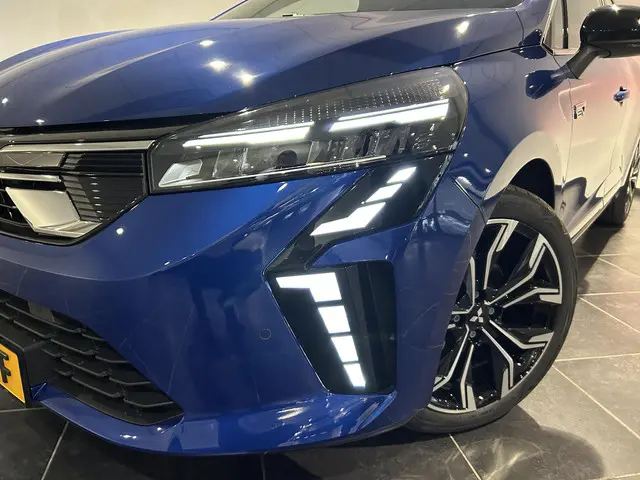 Mitsubishi Colt 1.6 HEV Intense+ 2025 Hybride Benzine 23