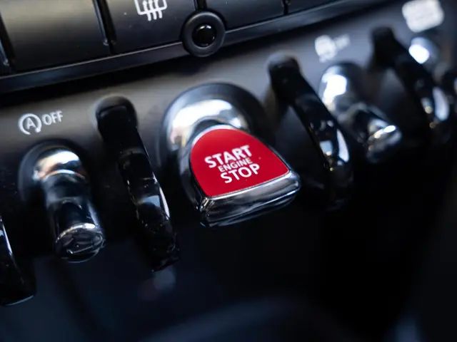 MINI 3-Deurs Cooper 2022 Benzine 26