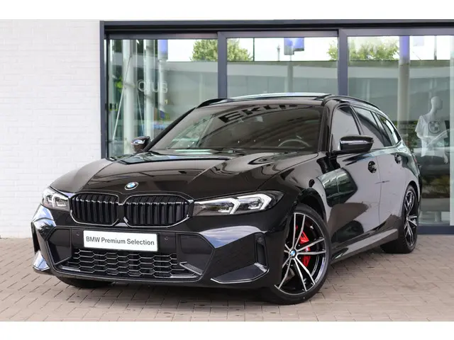 BMW 3 Serie Touring 318i 2024 Benzine 22