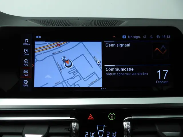 BMW 3 Serie Touring 318i 2022 Benzine 28