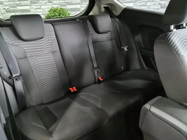 Ford Fiesta 1.0 EcoBoost Sport 2013 Benzine 11