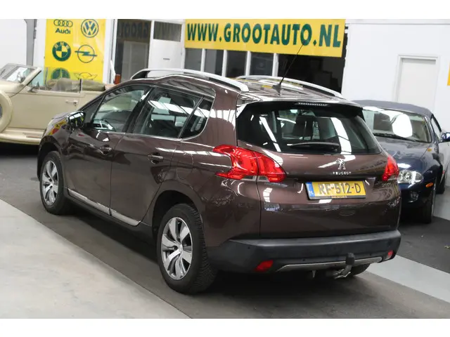 Peugeot 2008 1.2 VTi Allure 2013 Benzine 3