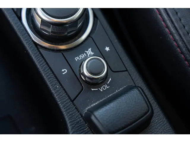 Mazda CX-3 2.0 SkyActiv-G 120 GT-M 2018 Benzine 28