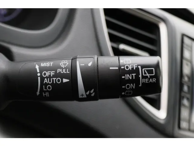 Honda CR-V 2.0 4WD Executive 2017 Benzine 38