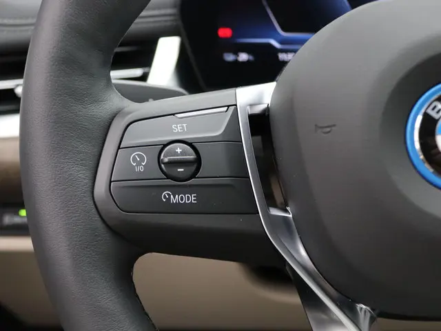 BMW iX1 eDrive20 2025 Elektrisch 18