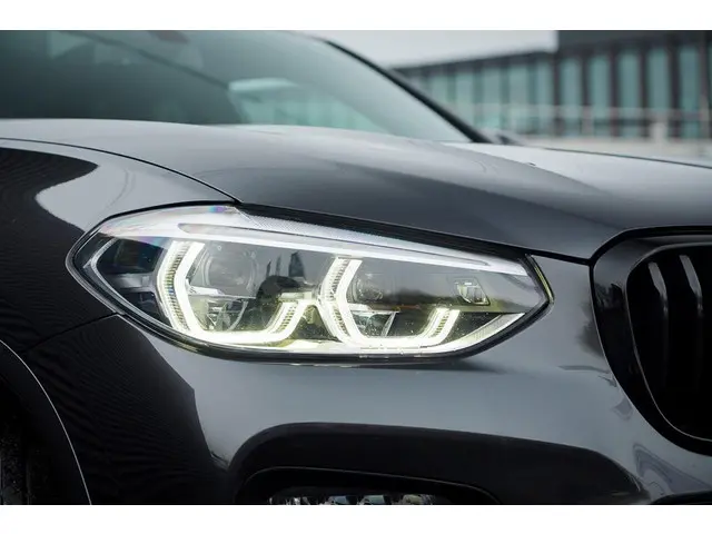 BMW X4 xDrive30i High Executive 2019 Benzine 10