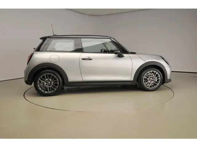 MINI 3-Deurs Cooper C 2024 Benzine 4