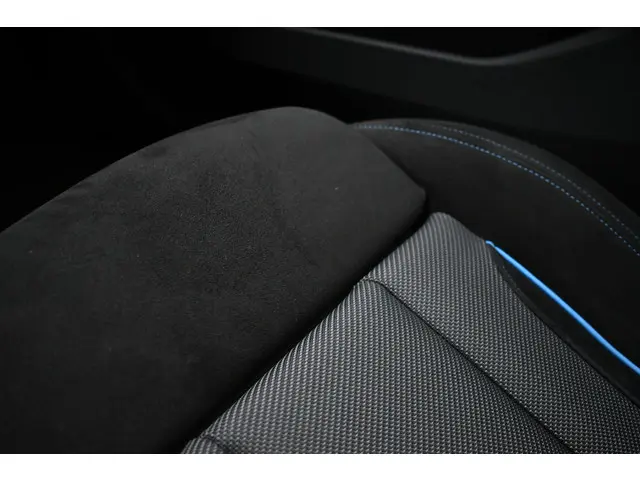 BMW 3 Serie Touring 330e M-Sport 2025 Hybride Benzine 60