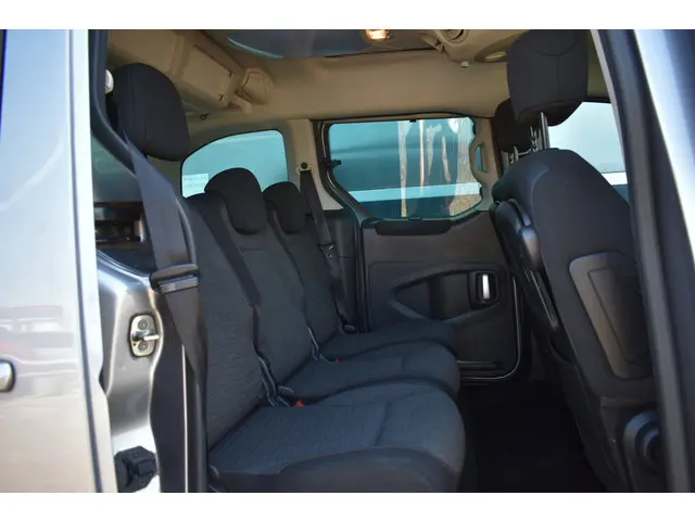 Citroën Berlingo 1.2 PureTech XTR 2016 Benzine 14