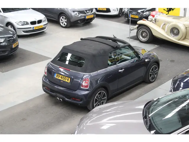 MINI Cooper S Cabrio Mini 1.6 Chili 2013 Benzine 31