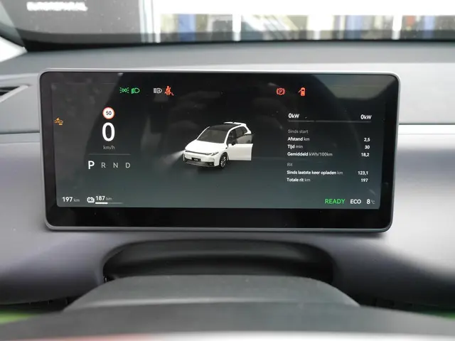 Leapmotor C10 Design 69.9 kWh 2024 Elektrisch 13