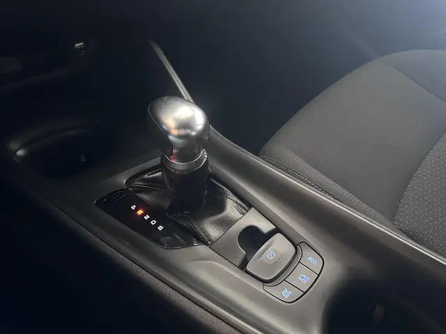 Toyota C-HR 1.8 Hybrid Energy 2018 Hybride Benzine 16
