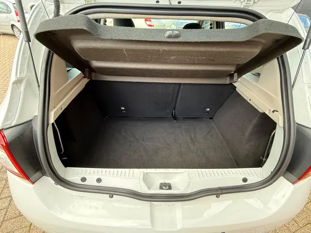 Dacia Sandero 0.9 TCe Bi-Fuel Ambiance 2016 Benzine 17