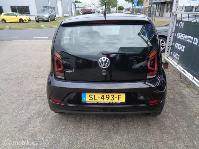 Volkswagen up! 1.0 BMT take up! 2018 Benzine 3