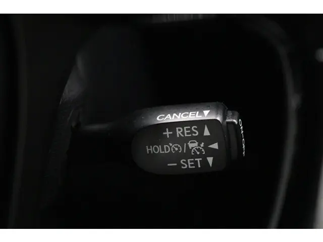 Toyota C-HR 1.8 Hybrid Energy 2018 Hybride Benzine 42