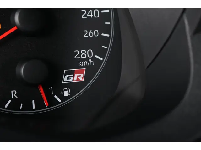 Toyota Yaris 1.6 GR Performance, AWD, 261PK 2023 Benzine 25